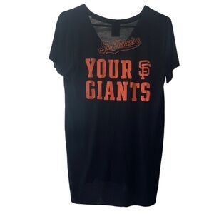 Pink Victoria’s Secret 5th & Ocean‎ small women’s San Francisco Giants Tee